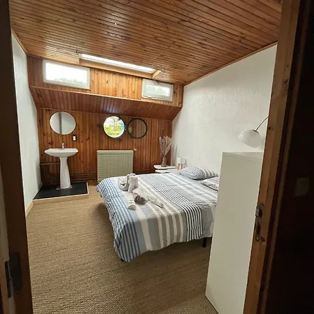Peniche Amadeus Conviviale Et Cosy , Proche De Et De Paris Torcy (Seine-et-Marne)