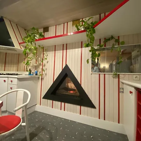 Peniche Amadeus Conviviale Et Cosy , Proche De Et De Paris Båthotell *